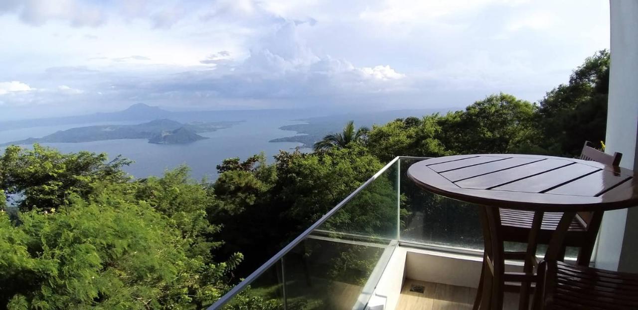 Bed and Breakfast The Carmelence View Tagaytay City Zewnętrze zdjęcie