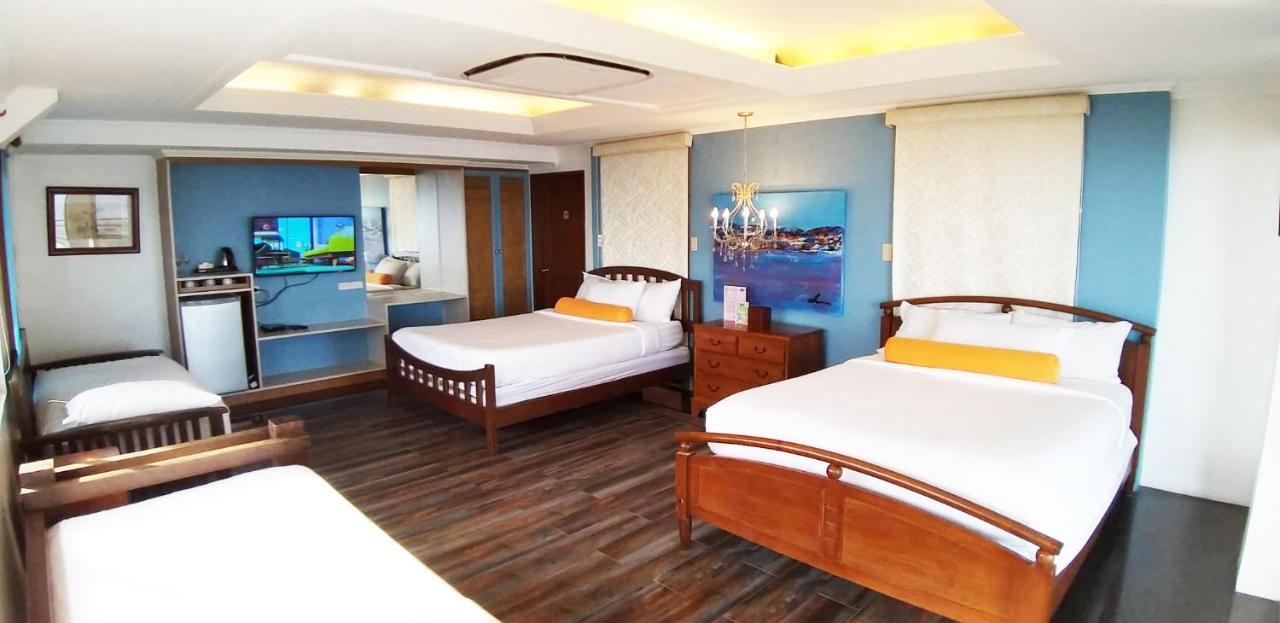 Bed and Breakfast The Carmelence View Tagaytay City Zewnętrze zdjęcie